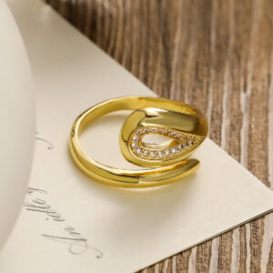 Liana Pave Twist Ring