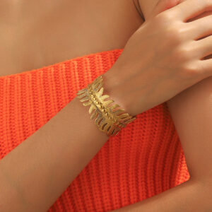 Sculpted Leaf Gold Cuff